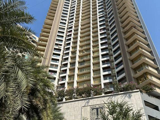 Flat for sale in Oshiwara, Mumbai