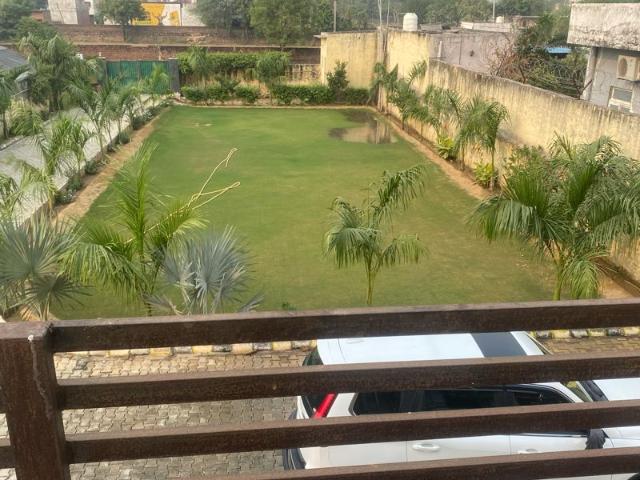 House for sale in Hariana
