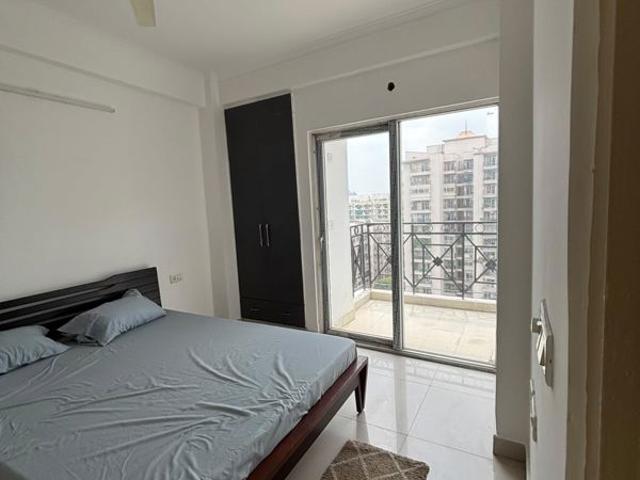 Flat for sale in Vaishali, Ghaziabad