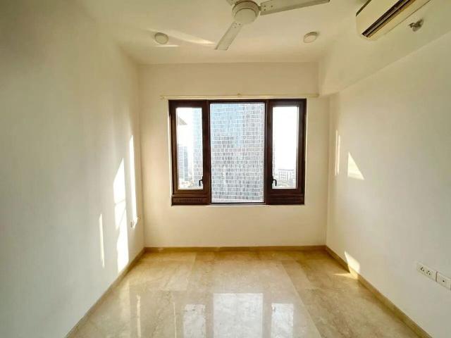 Flat for sale in Lower Parel, Mumbai City District