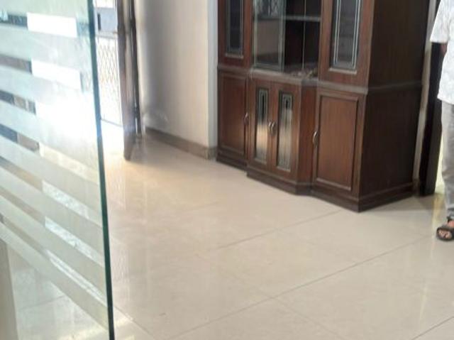 Flat for sale in East Delhi, Deri