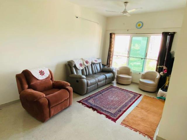 Flat for sale in Goregaon East, Mumbai Suburban District