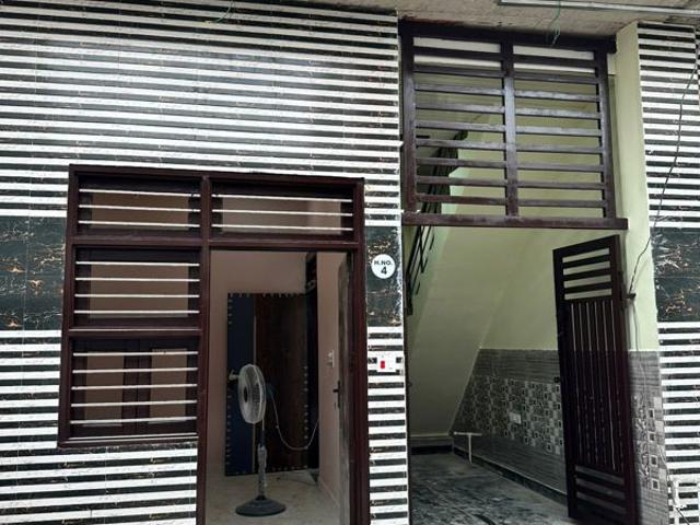 House for sale in Hariana