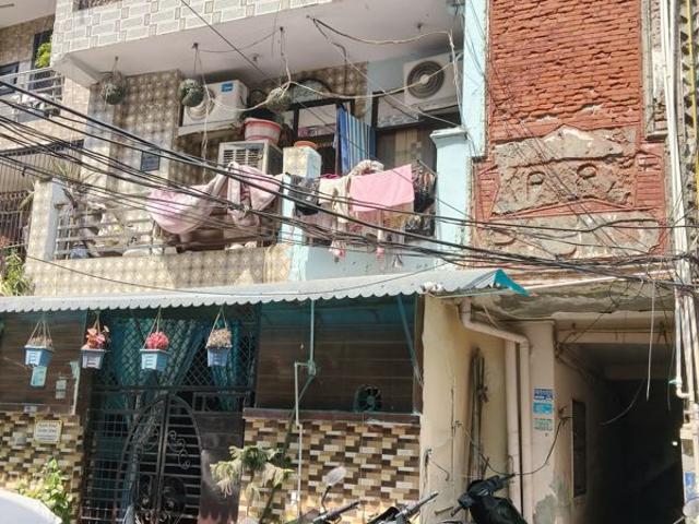 Flat for sale in Sikanderpur, Ghaziabad