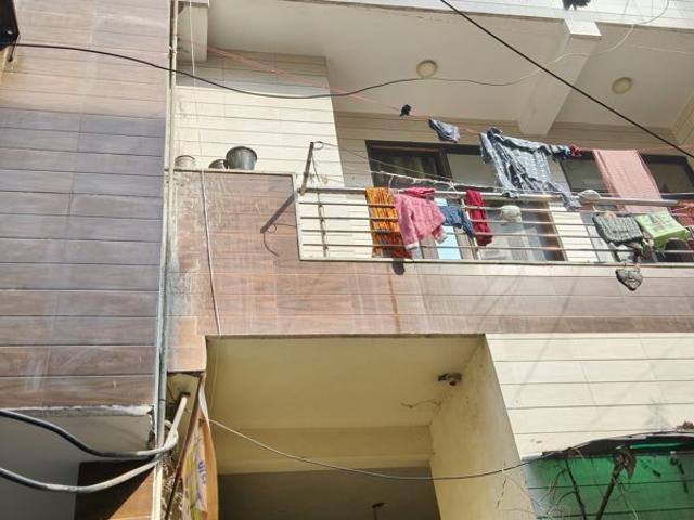 Flat for sale in Sikanderpur, Ghaziabad