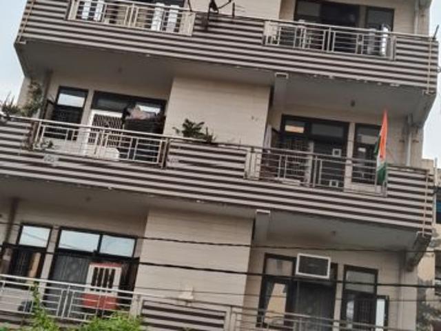 Flat for sale in Tila Shahbazpur, Ghaziabad