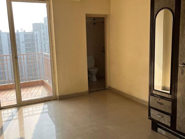 Flat for sale in Sector 65, Faridabad