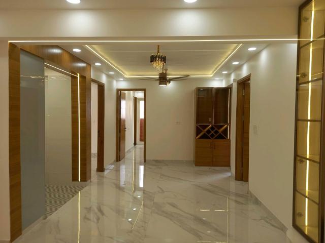 Flat for sale in Dwarka, Delhi