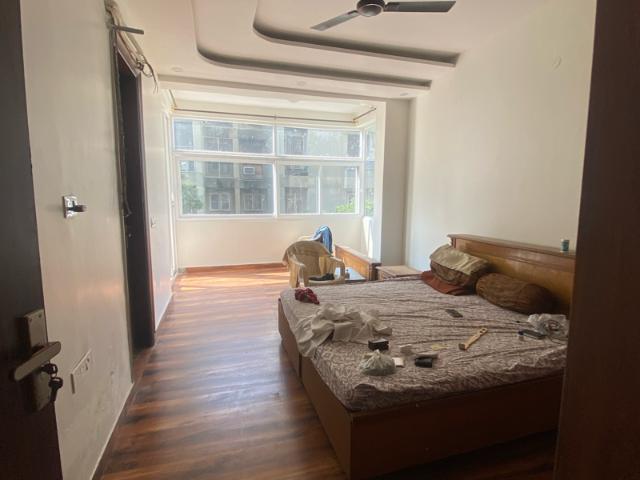 Flat for sale in Sector 46, Faridabad