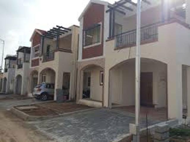 Villa for sale in Peninsula Prakruthi, Sarjapura