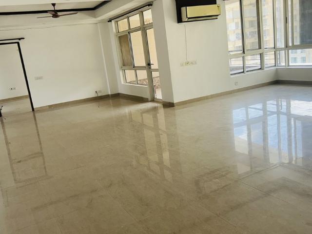 Flat for sale in Hazipur, Noida