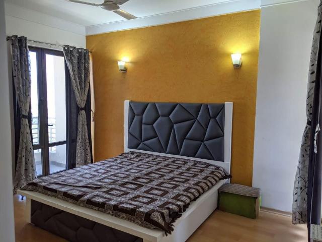 Flat for sale in Nirvana Country, Gurugram