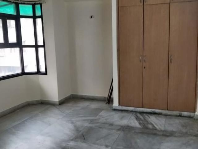 Flat for sale in Dwarka, Delhi