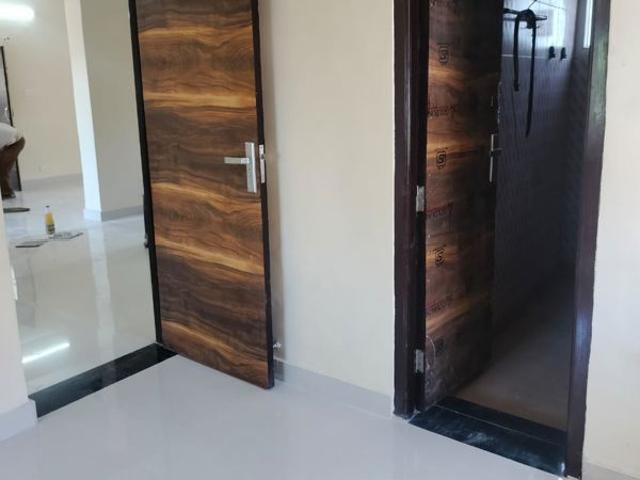 Flat for sale in Dwarka, Delhi