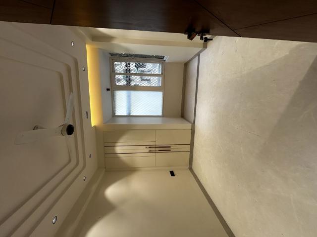 Flat for sale in Deri