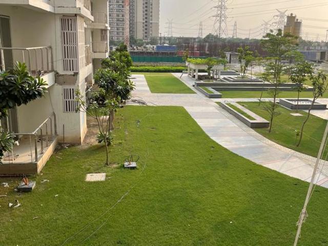 Flat for sale in Greater Noida - Delhi, Arunachal Pradesh