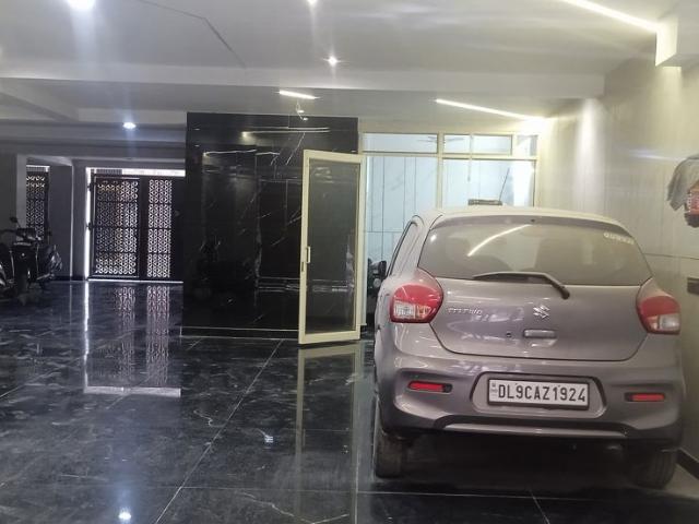 Property for sale in Manglapuri, Delhi