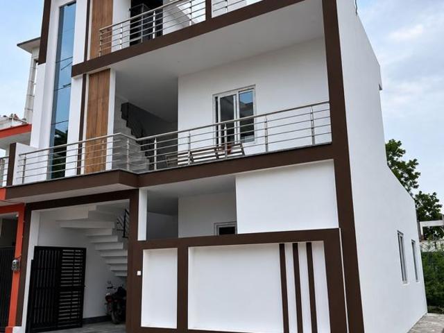 Villa for sale in Aminabad, Lucknow