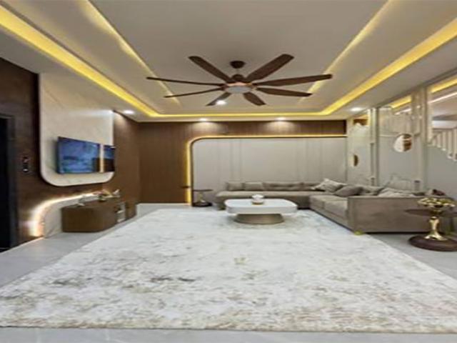 Flat for sale in Kamla Nagar, Delhi