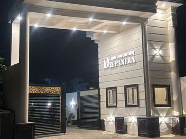 Villa for sale in Greenway Enclave, Gautam Buddha Nagar