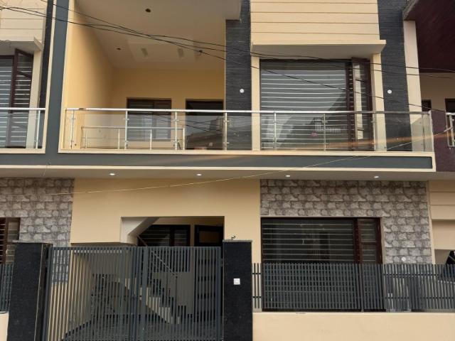 House for sale in Jhandpur, Sahibzada Ajit Singh Nagar