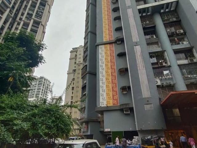 Flat for sale in Jogeshwari West, Mumbai