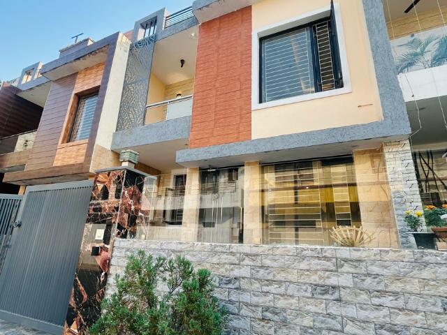 House for sale in Jhandpur, Sahibzada Ajit Singh Nagar