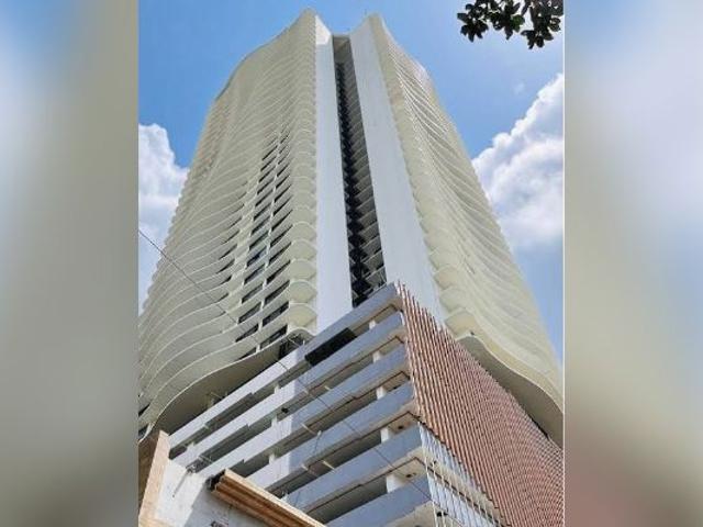 Flat for sale in Oshiwara, Mumbai Suburban District