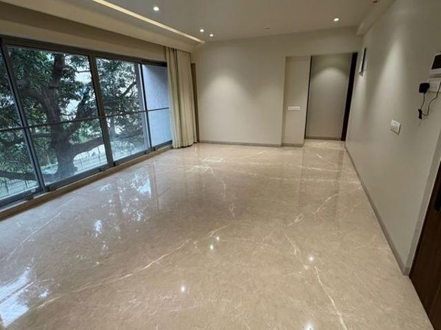 Flat for sale in Khar, Mumbai