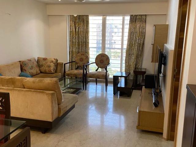 Flat for sale in Khar, Mumbai