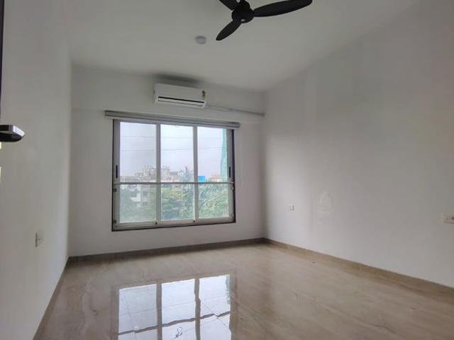 Flat for sale in Oshiwara, Mumbai
