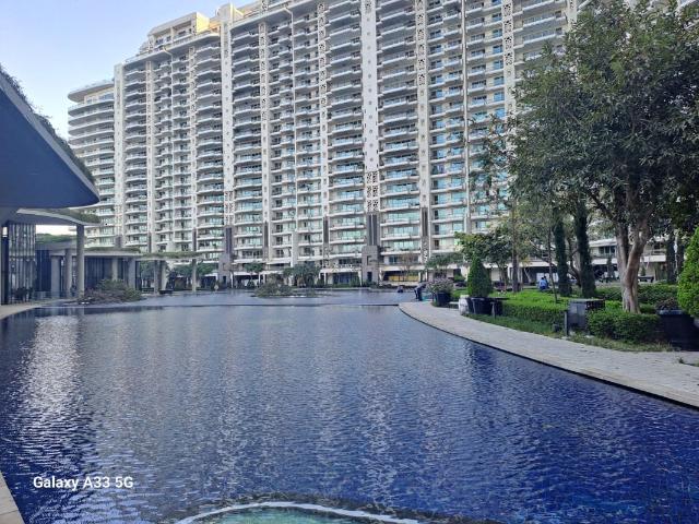 Flat for sale in Oshiwara, Mumbai
