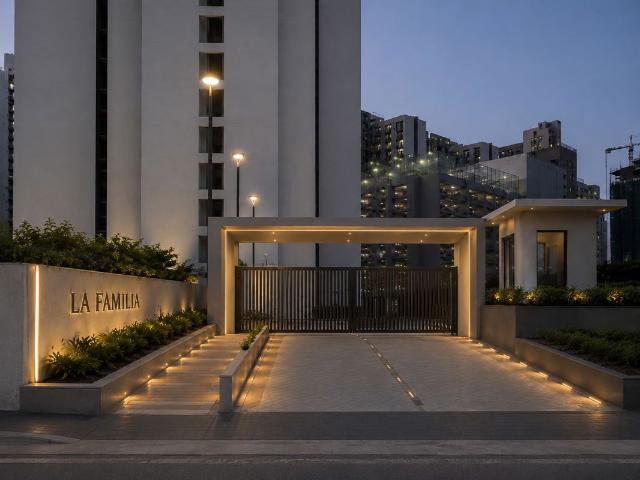Flat for sale in Lodha Crown, Thane