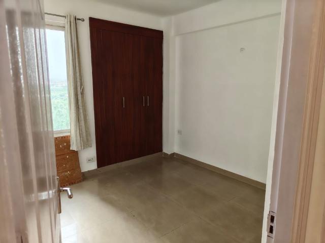 Flat for sale in Barola, Noida