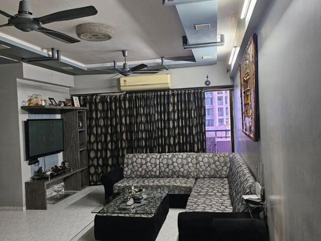 Flat for sale in Lodha Paradise, Thane