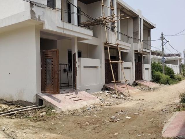 House for sale in Aminabad, Lucknow