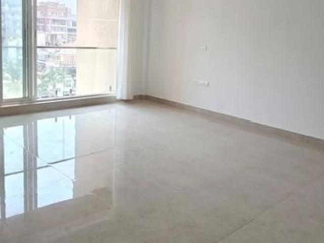 Flat for sale in Khar, Mumbai