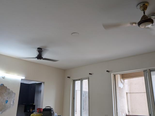 Flat for sale in Kosmos, Noida