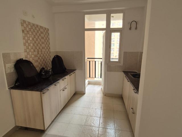 Flat for sale in Noida, Gautam Buddha Nagar