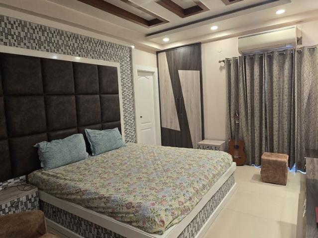Flat for sale in Officer City, Ghaziabad