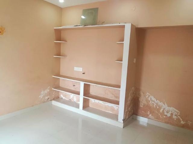 Flat for sale in Sitaphalmandi, Hyderabad