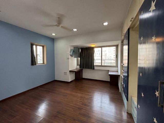 Flat for sale in Colaba, Mumbai City District
