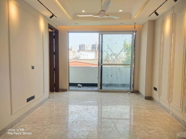 Flat for sale in East of Kailash, Delhi