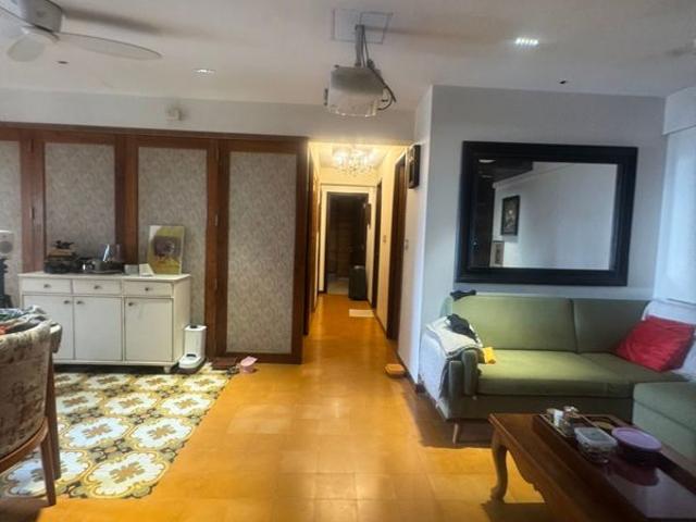 Flat for sale in Dadabhai Naoroji Nagar, Mumbai