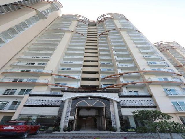 Flat for sale in Kondli, Noida