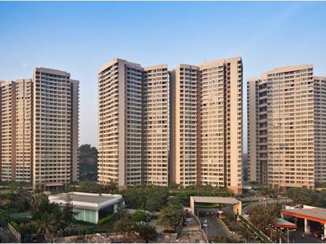 Flat for sale in Oberoi Maxima, Mumbai