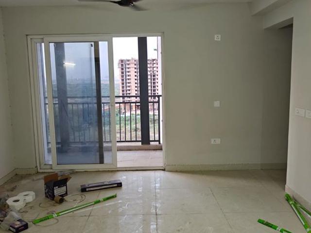 Flat for sale in Gari Samastpur, Noida