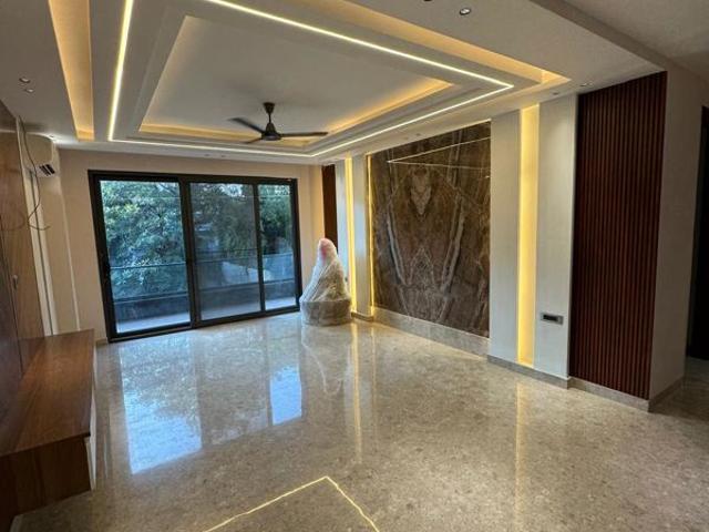 Flat for sale in South West Delhi, Deri