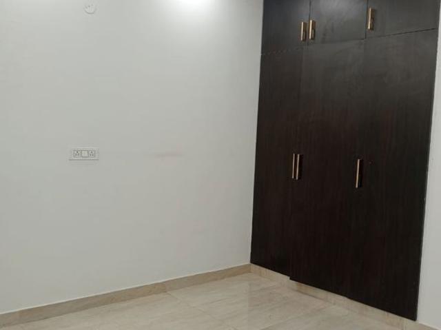 Flat for sale in Sector 50, Noida