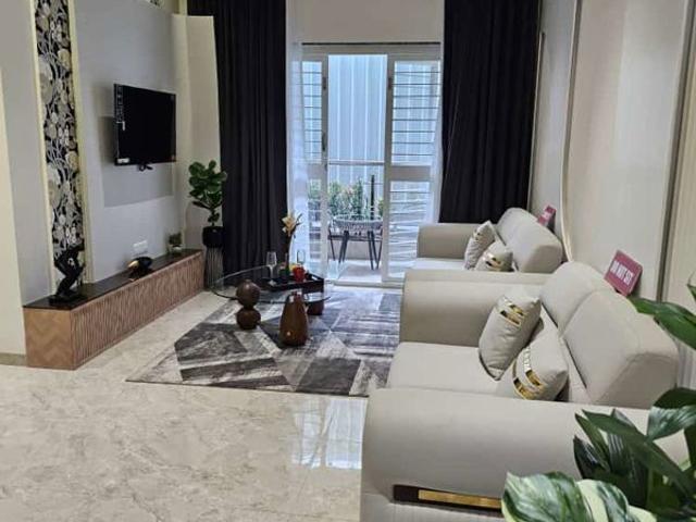 Flat for sale in Bramha Exuberance, Pune